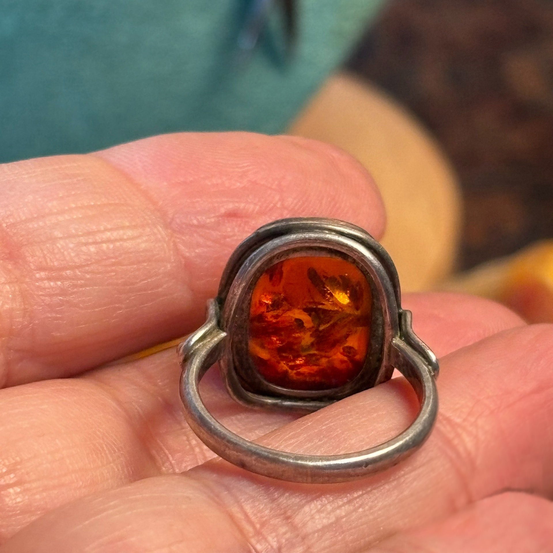 Vintage Baltic Amber Ring in Sterling Silver – Handmade Retro Style Jewelry for Women