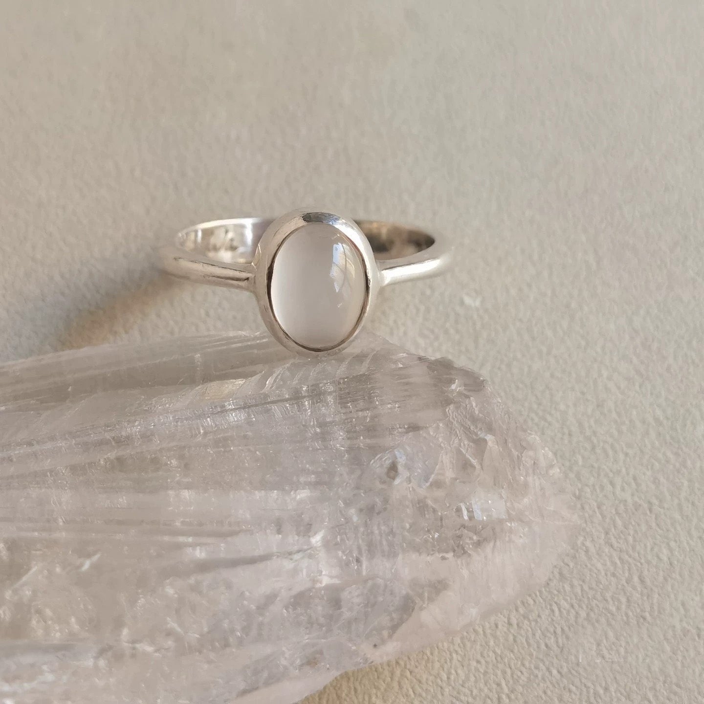 Minimalist Moonstone Ring – Sterling Silver Round Cabochon Gemstone Ring