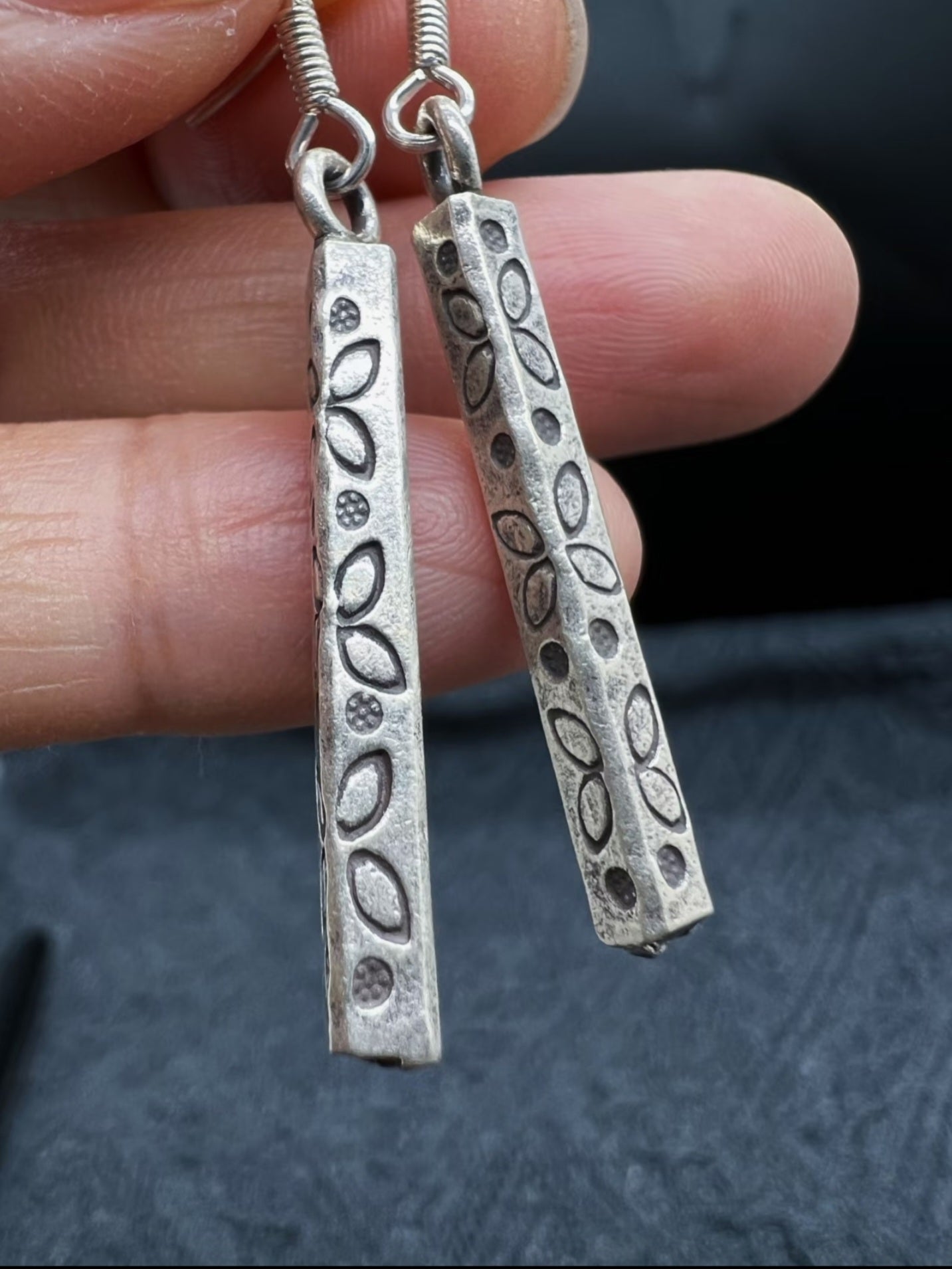 Vintage Silver Bar Dangle Earrings – Handcrafted Textured Drop Earrings with Botanical Engraving
