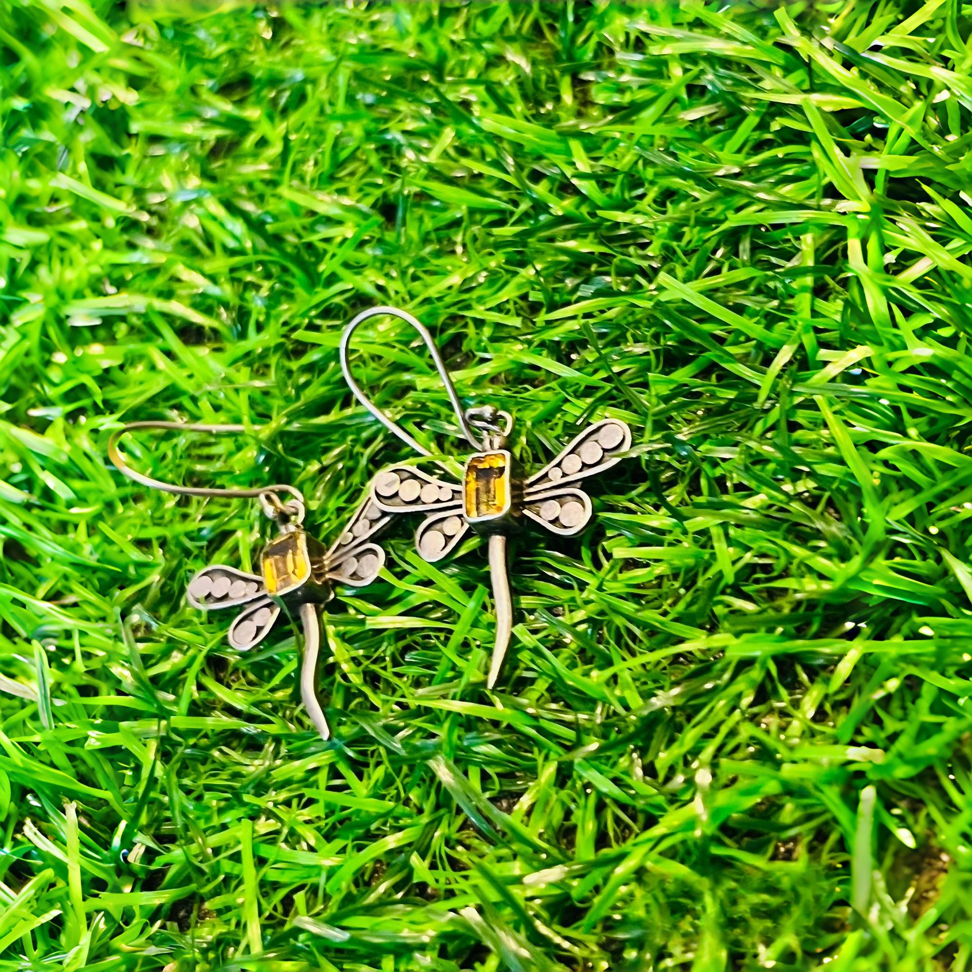 Hand-inlaid zircon dragonfly women's earrings