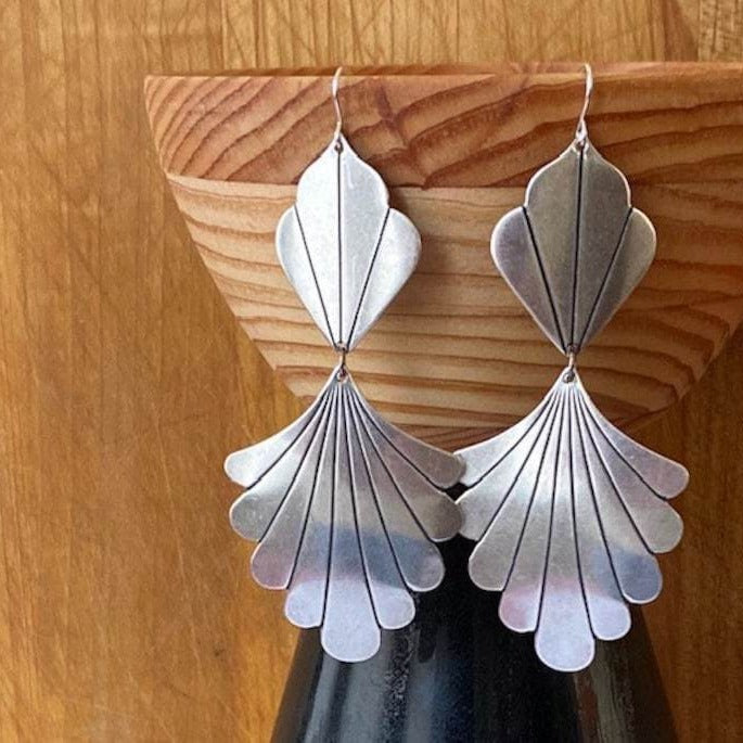 Bohemian Vintage 925 Silver Leaf Pendant Earrings