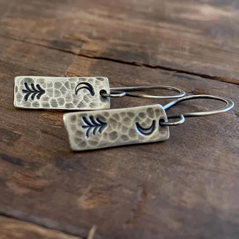 Handmade 925 silver creative carved vintage earrings