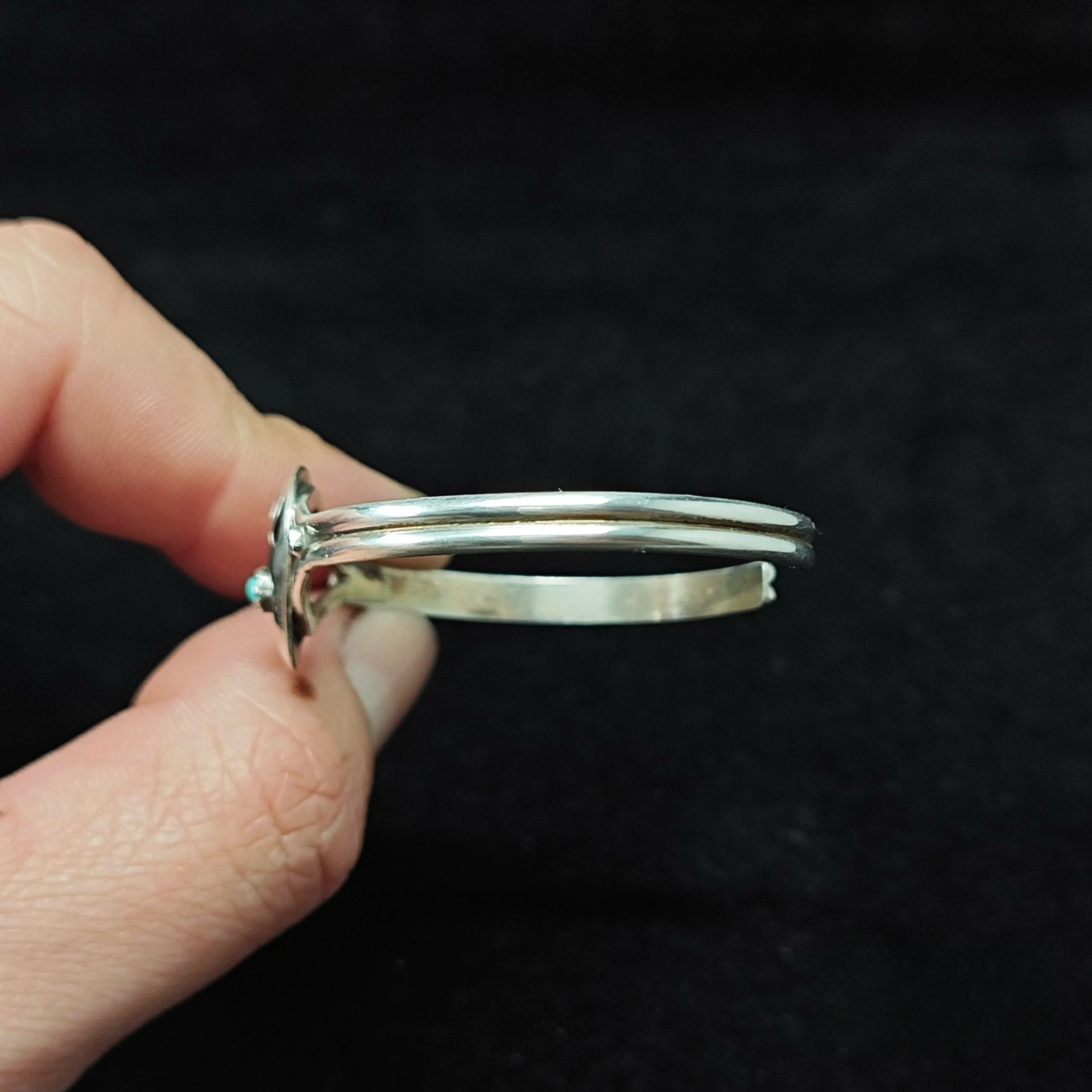 Sterling Silver Bear Paw Cuff Bracelet with Turquoise – Native American Inspired Tribal Bangle