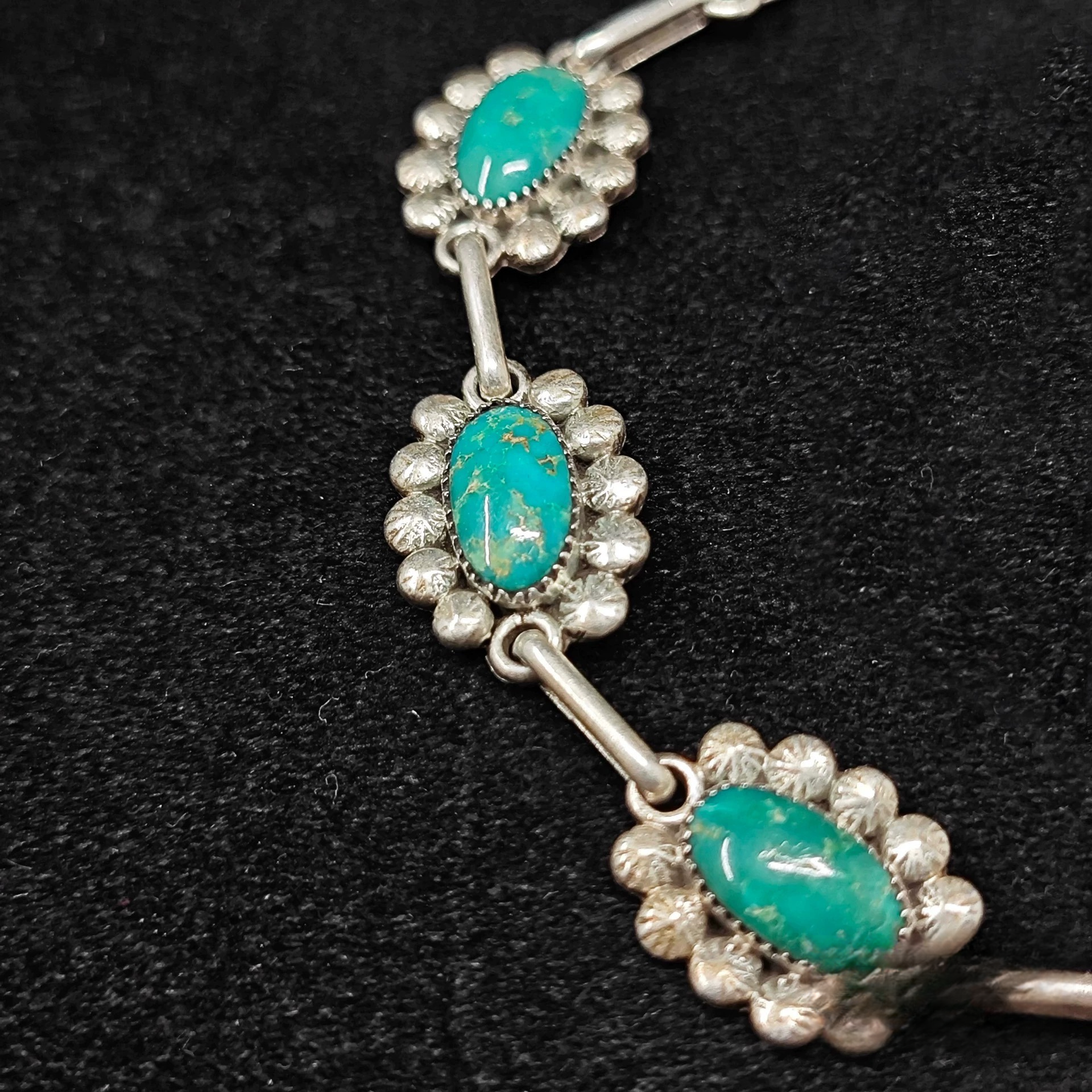 Vintage Turquoise and Sterling Silver Floral Link Bracelet – Handmade Boho Western Jewelry for Women