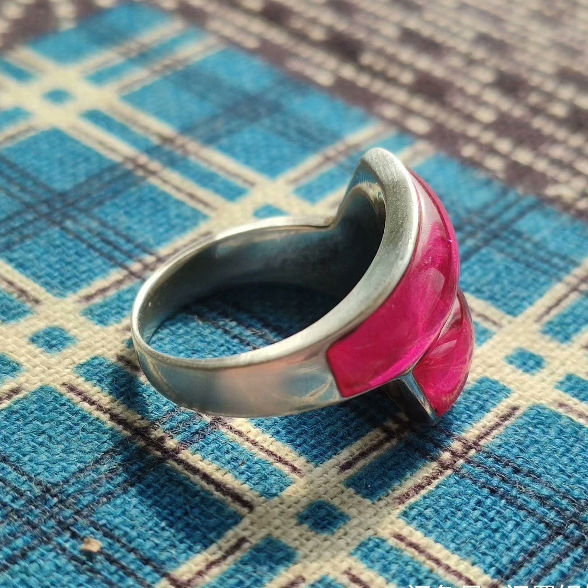 Modern Statement Ring with Bold Red Resin Inlay β Sterling Silver Geometric Wrap Design