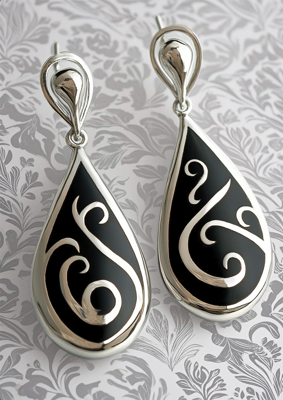 Elegant Teardrop Swirl Earrings