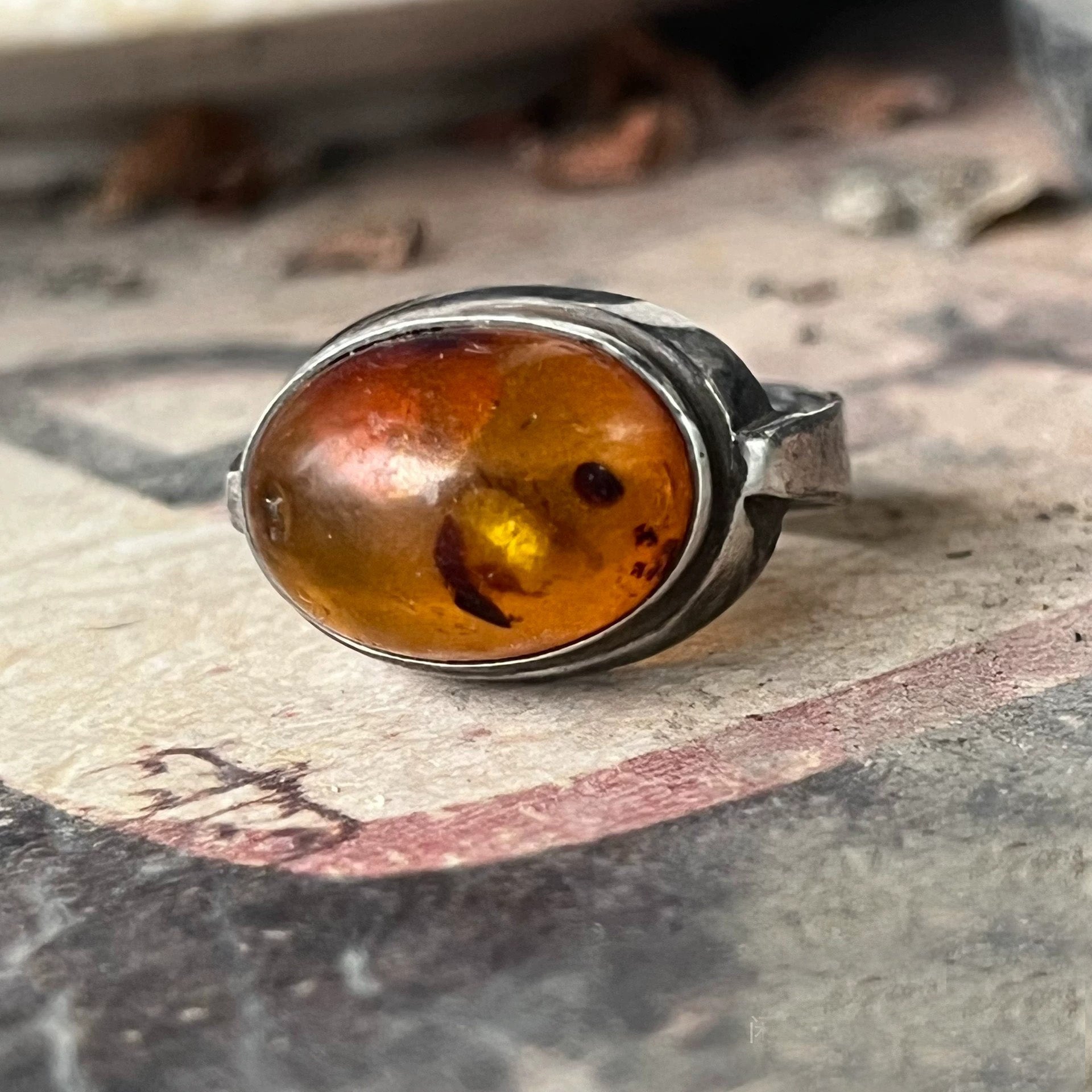 Handcrafted Sterling Silver Amber Ring – Unique Oval Design with Natural Amber Stone"