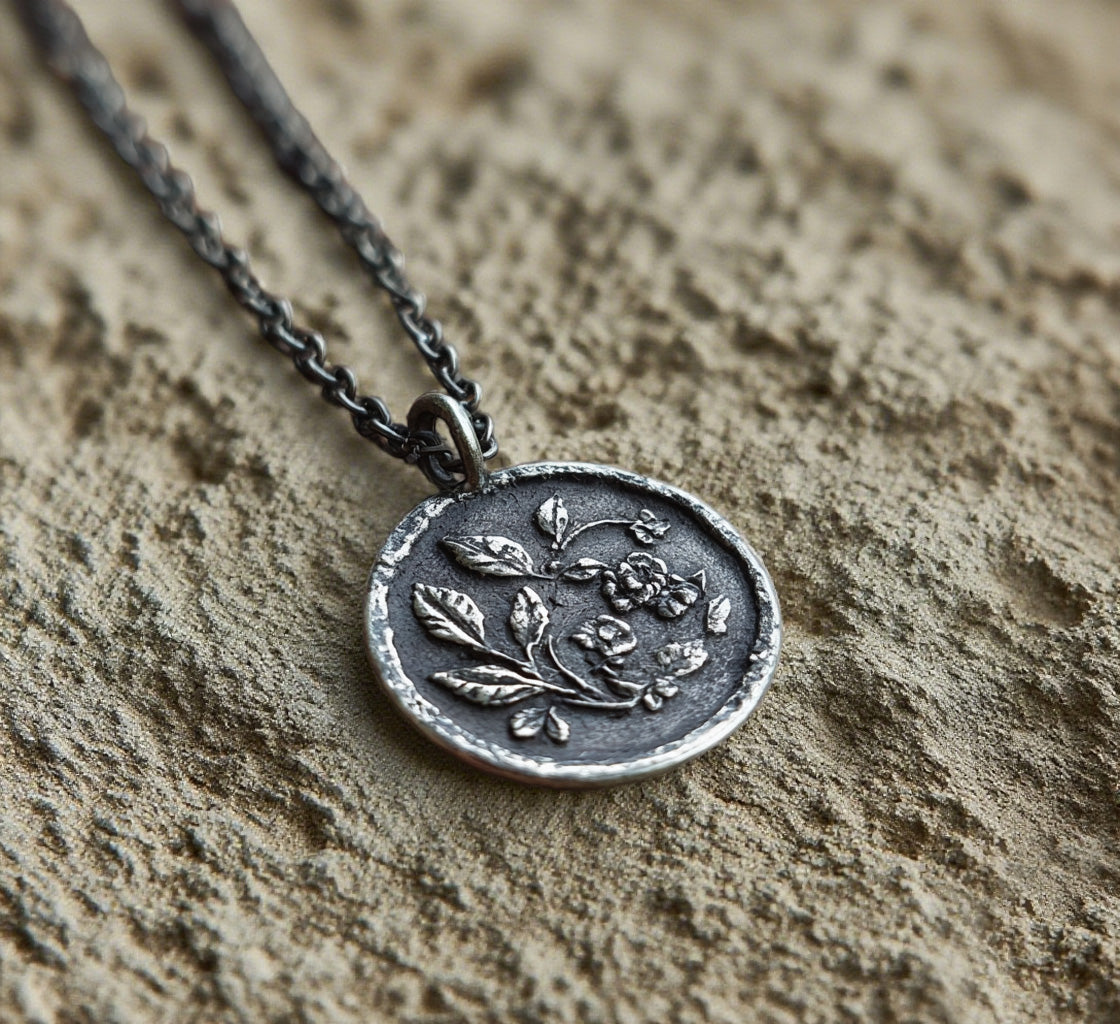 Vintage Floral Wax Seal Pendant Necklace – Antique Silver Round Medallion with Botanical Relief Design