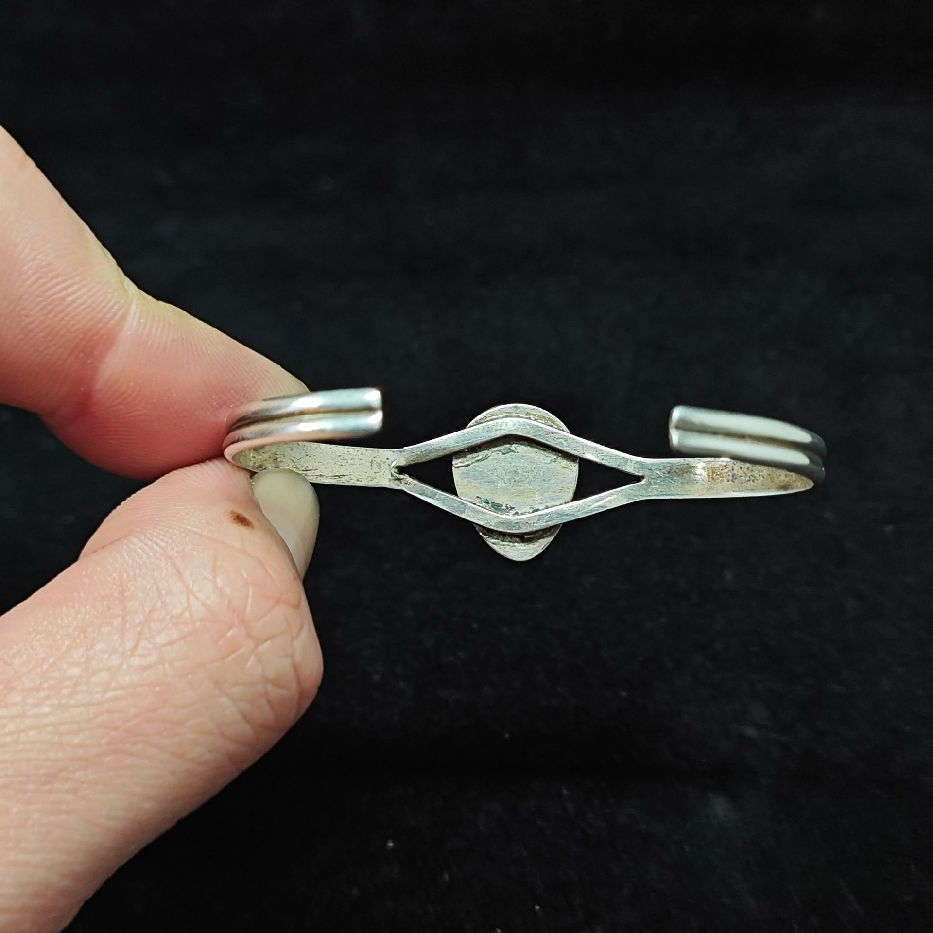 Sterling Silver Bear Paw Cuff Bracelet with Turquoise – Native American Inspired Tribal Bangle