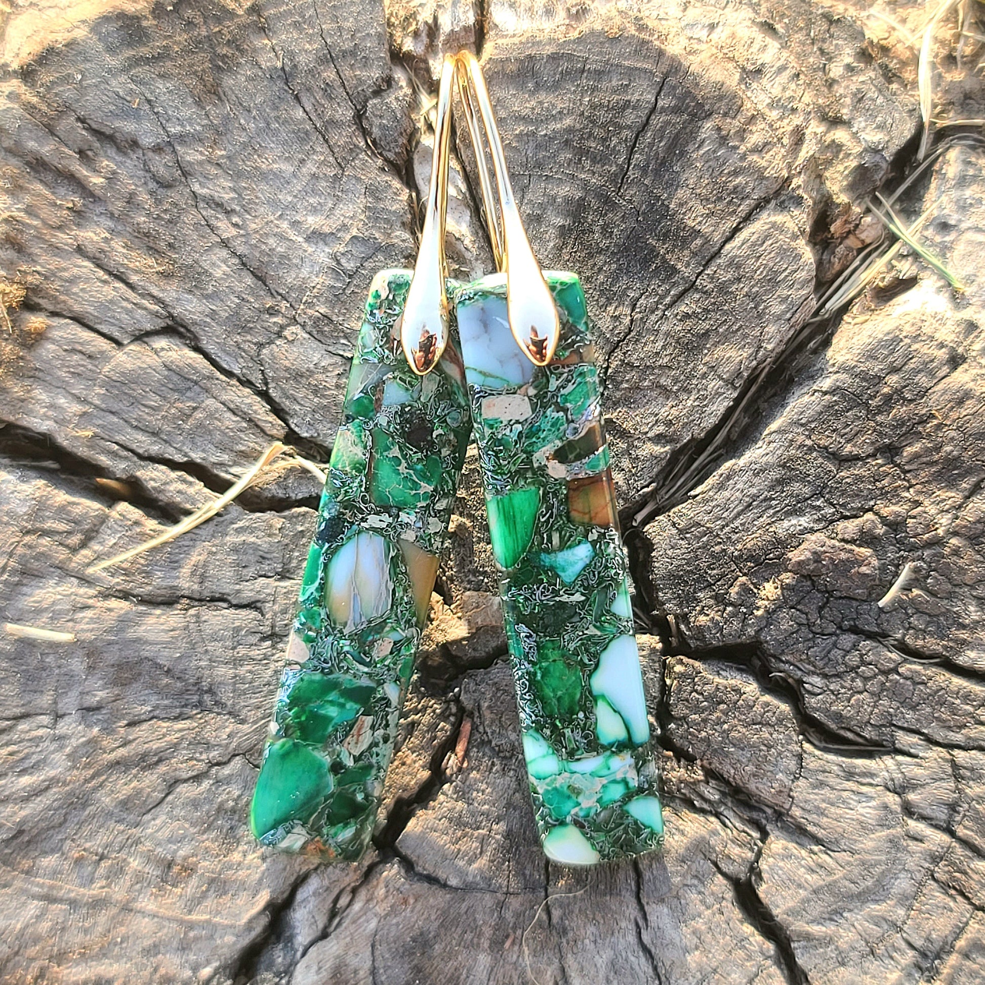 Handcrafted Emerald Green Mosaic Resin Earrings – Nature-Inspired Long Drop Earrings with Gold Hooks