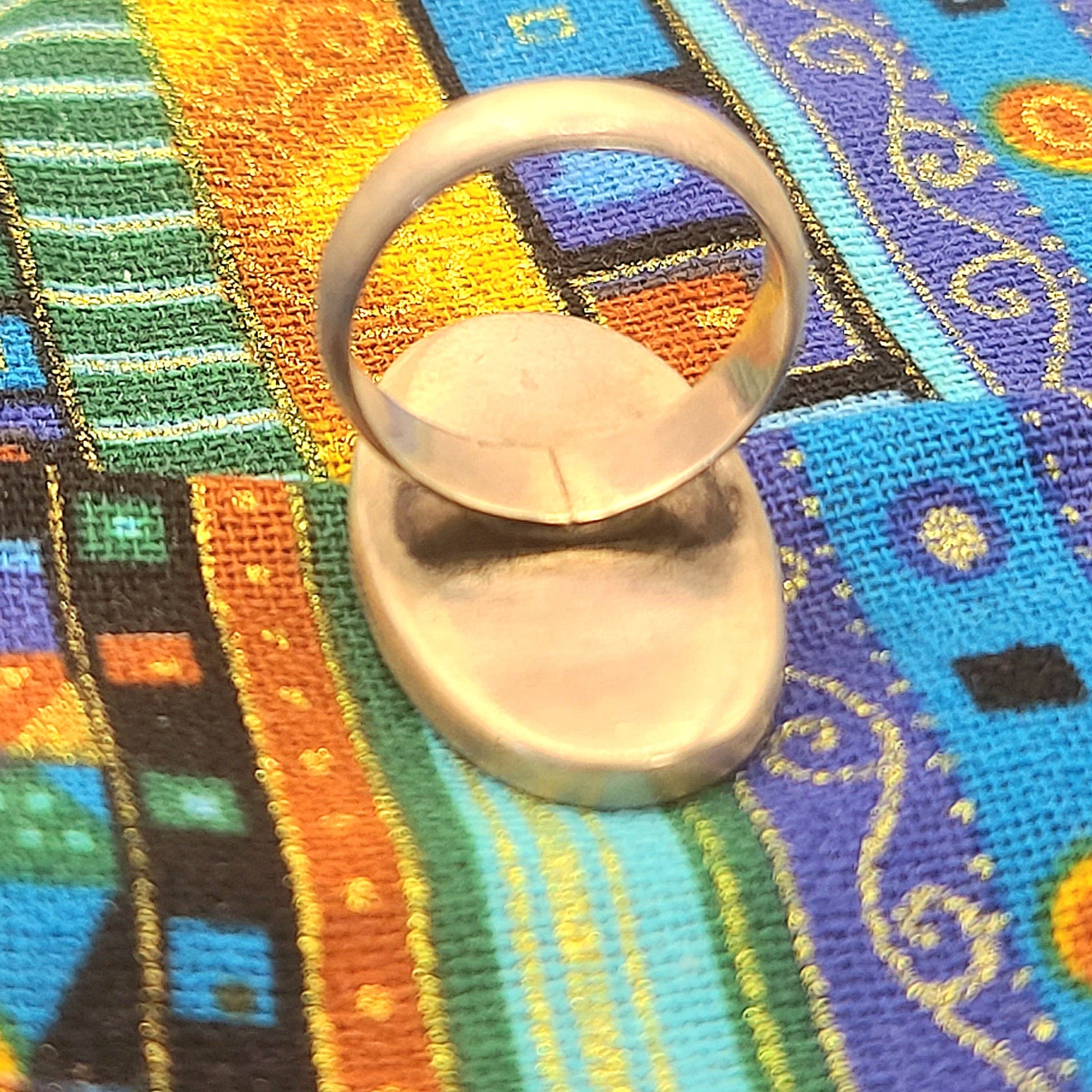 Oval White Mother of Pearl Ring – Elegant Handmade Shell Jewelry in Silver Setting