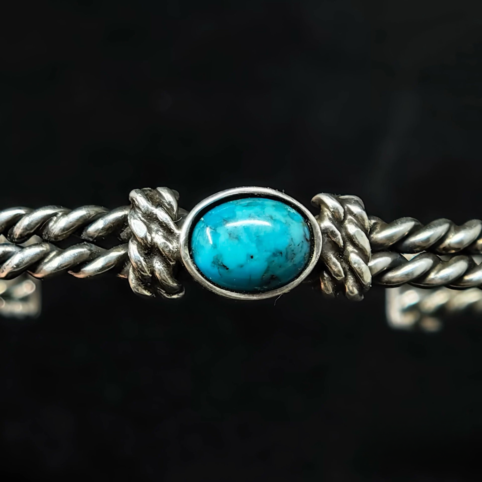 Twisted Rope Sterling Silver Cuff Bracelet with Turquoise – Handcrafted Southwestern Style Bangle