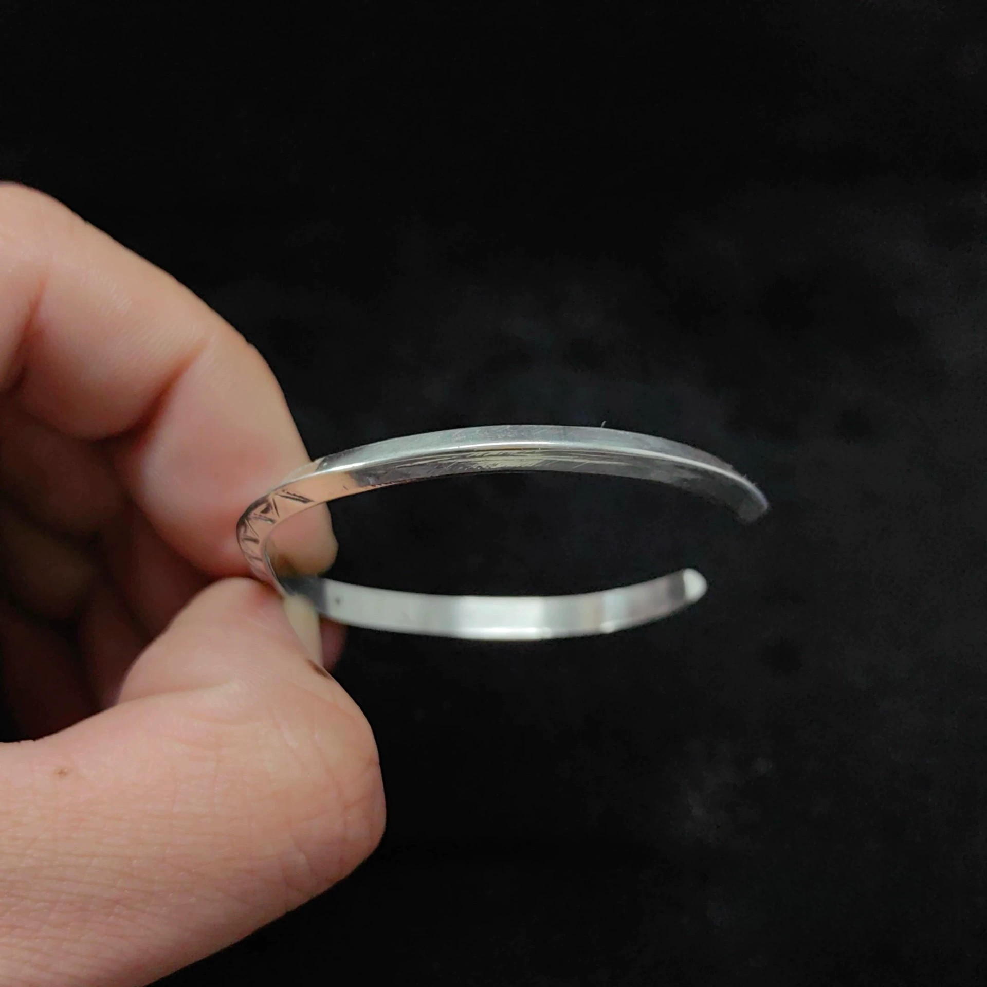 Geometric Engraved Sterling Silver Cuff Bracelet – Minimalist Triangle Pattern Open Bangle for Men and Women