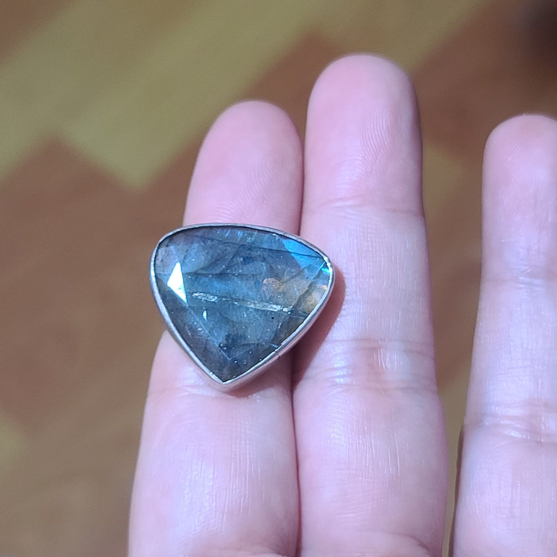 Triangle Labradorite Ring – Handcrafted Iridescent Blue Gemstone in Modern Silver Setting