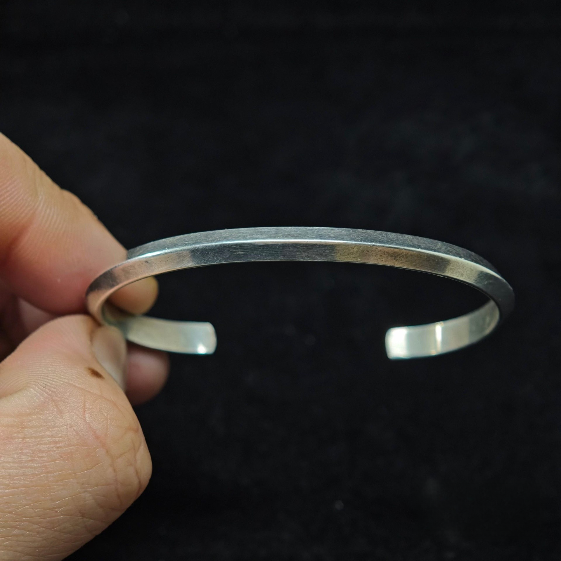 Minimalist Sterling Silver Cuff Bracelet – Flat Polished Open Bangle for Men and Women