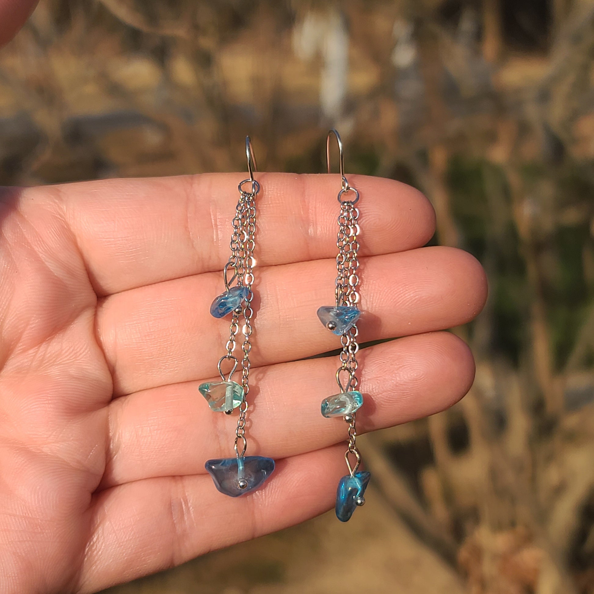 Elegant Blue Crystal Chip Dangle Earrings – Silver Chain Waterfall Drop Design