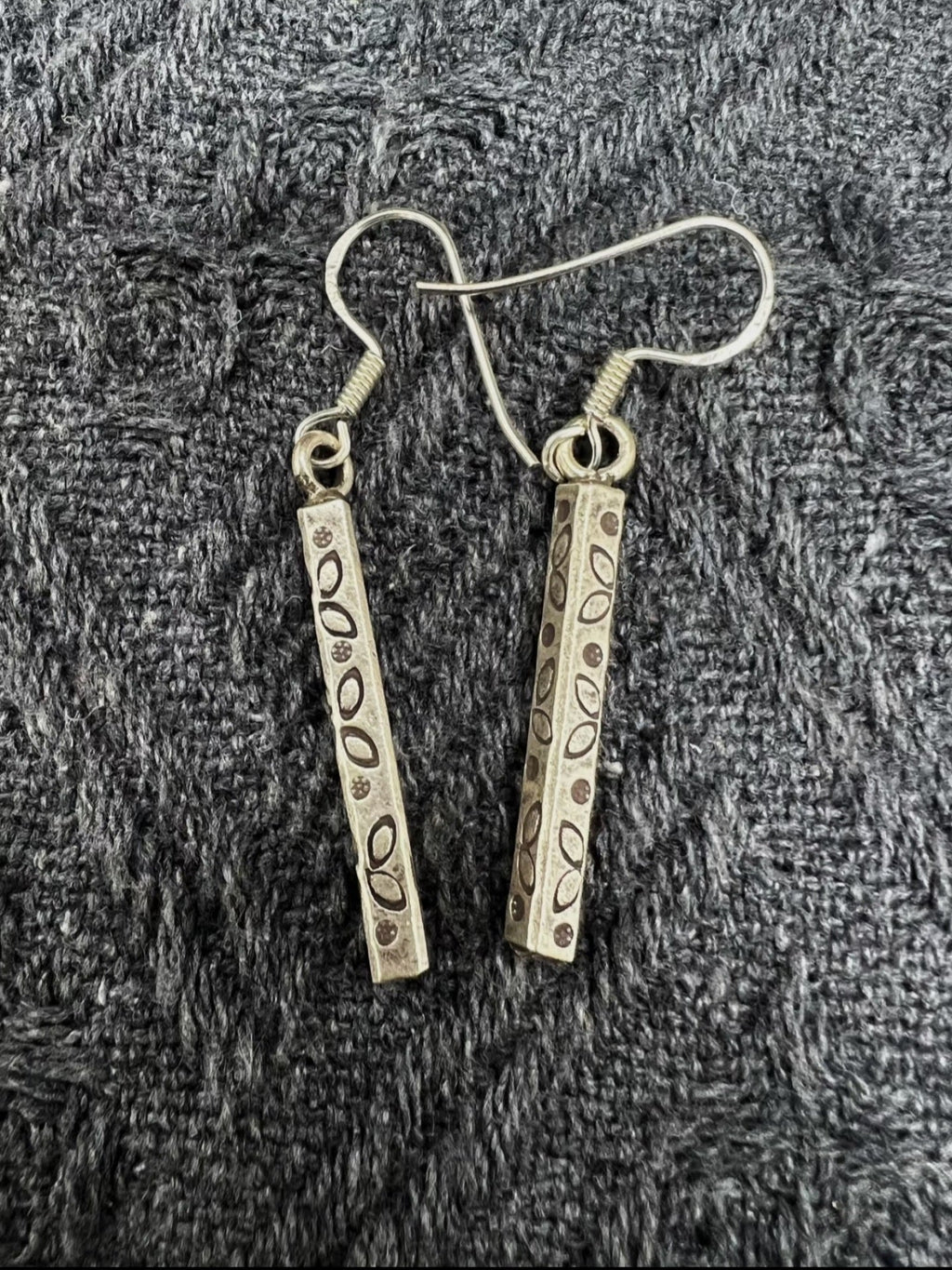 Vintage Silver Bar Dangle Earrings – Handcrafted Textured Drop Earrings with Botanical Engraving