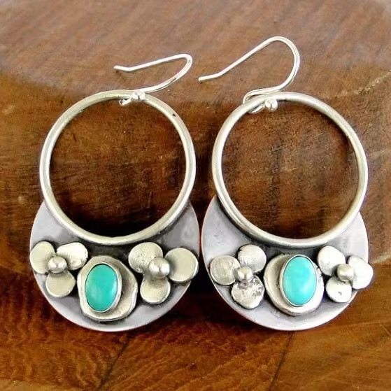 Handcrafted 925 sterling silver round earrings with turquoise