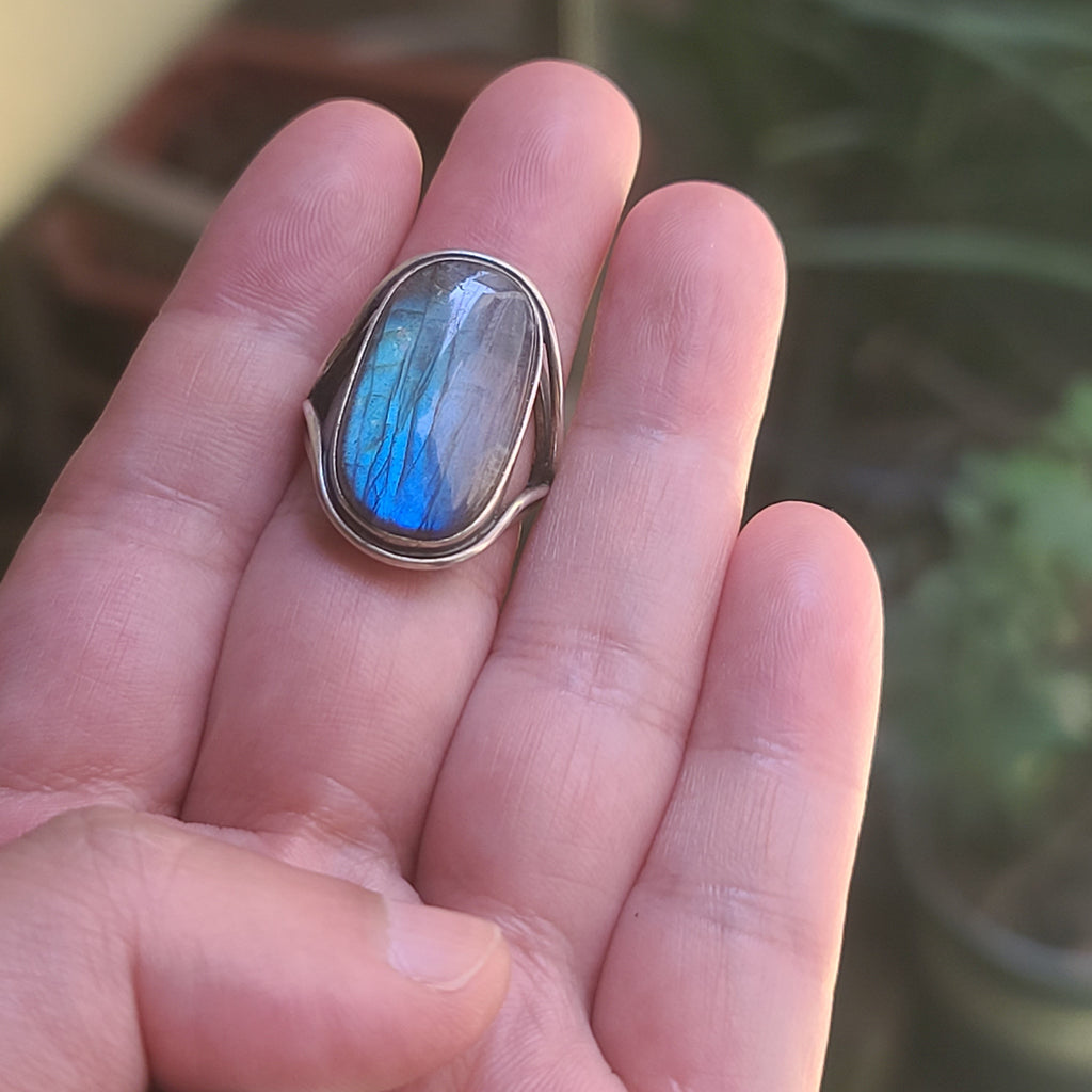 Handcrafted Labradorite Ring – Sterling Silver Statement Ring with Iridescent Blue Flash