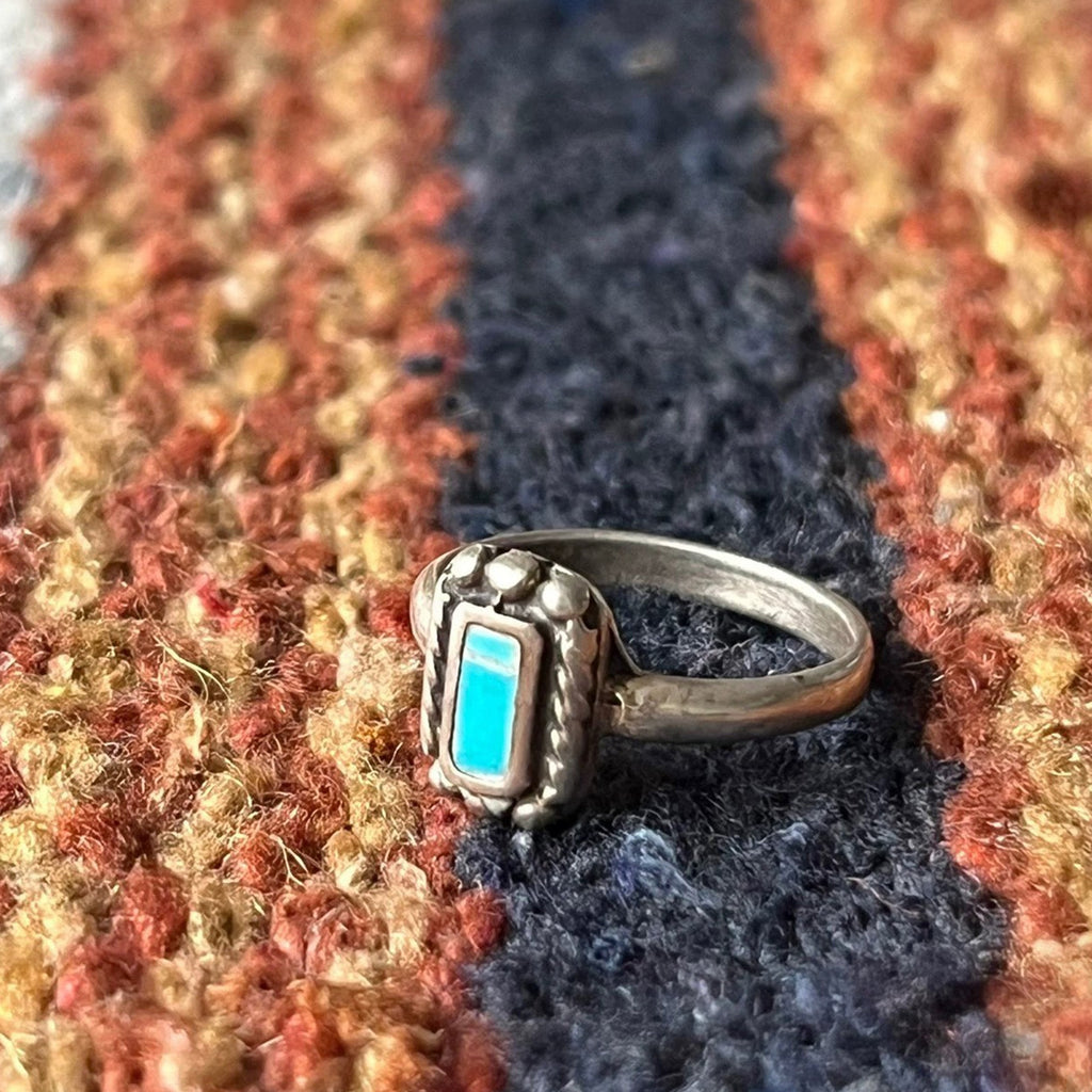 Petite Southwestern Turquoise Ring – Sterling Silver Rectangular Stone Vintage-Style Band